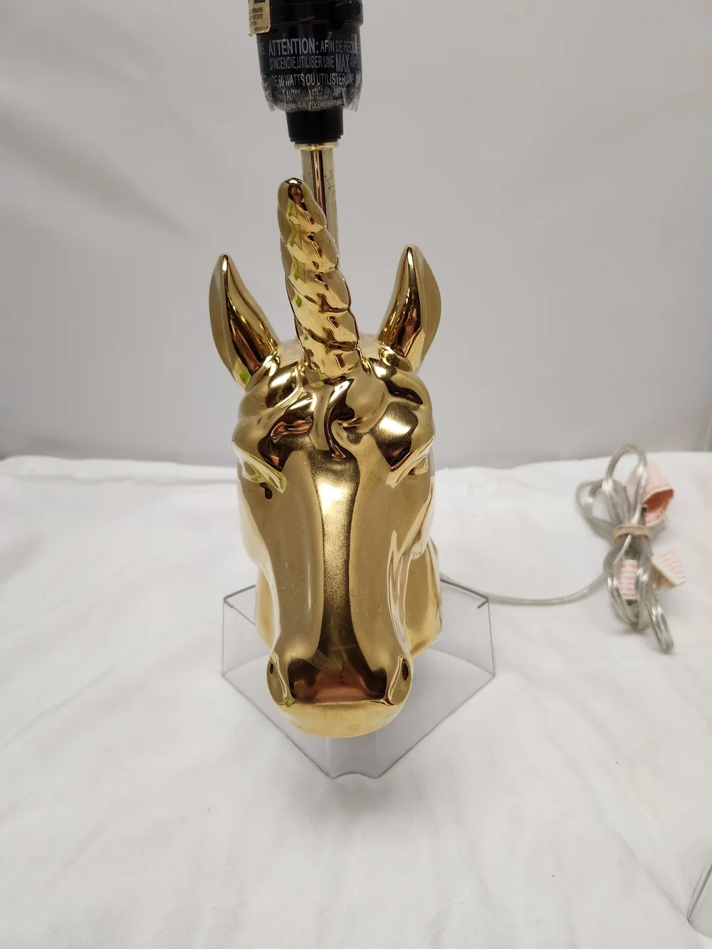 Target elegant gold